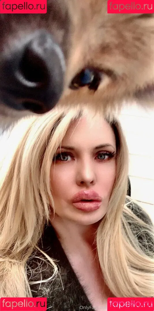 foxymenagerieverre Onlyfans Photo Gallery 