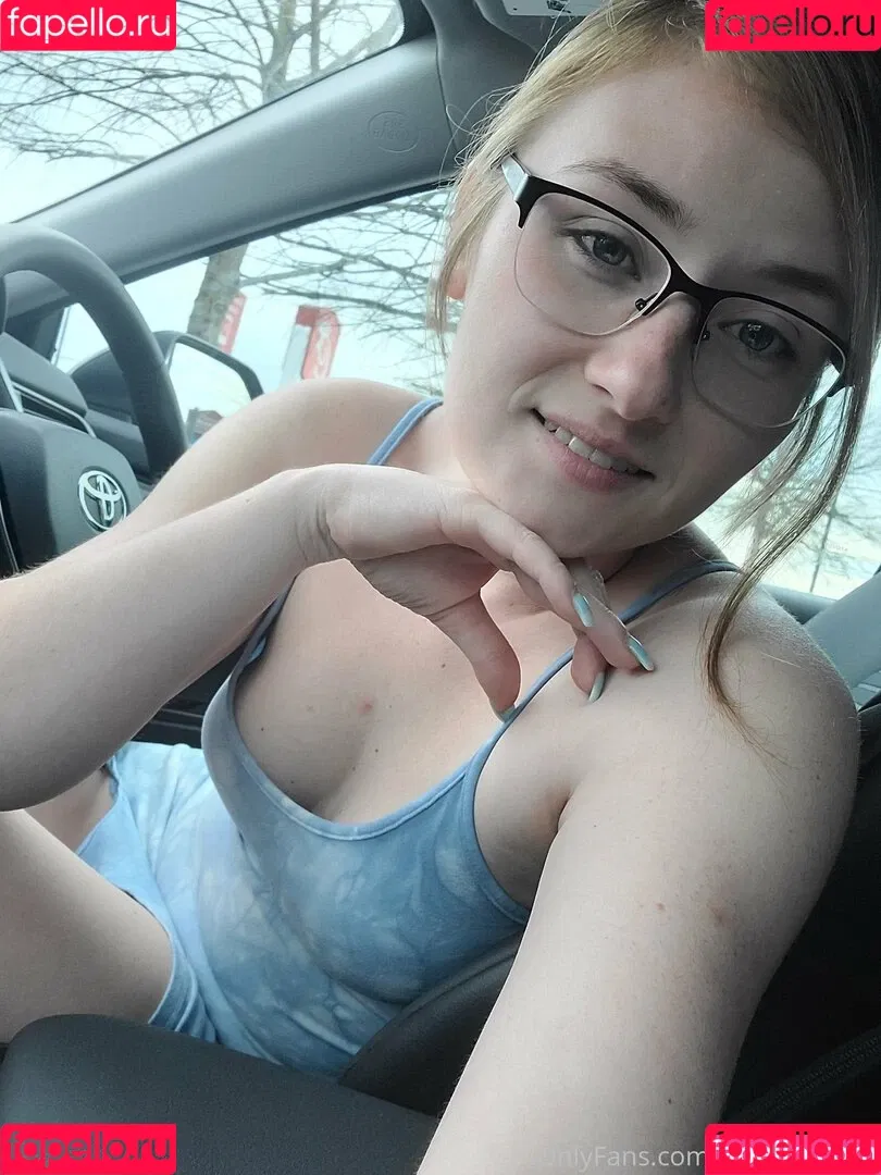 liittleladyfree Onlyfans Photo Gallery 