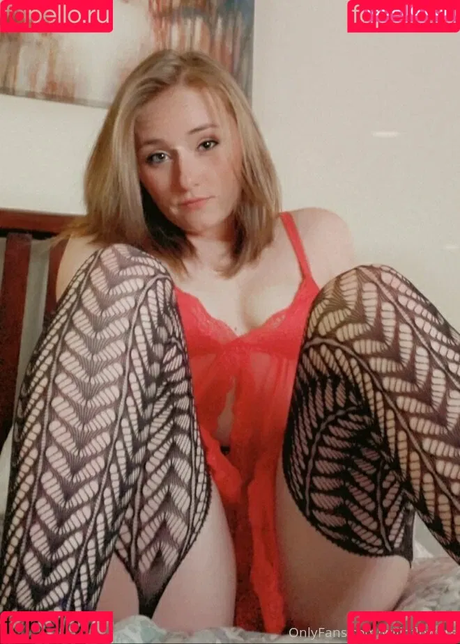 liittleladyfree Onlyfans Photo Gallery 