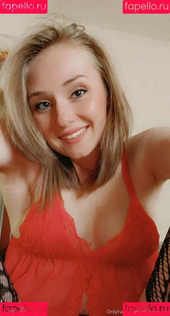 liittleladyfree Onlyfans Photo Gallery 