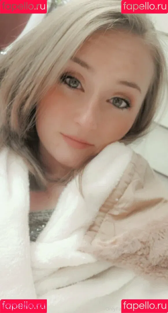 liittleladyfree Onlyfans Photo Gallery 