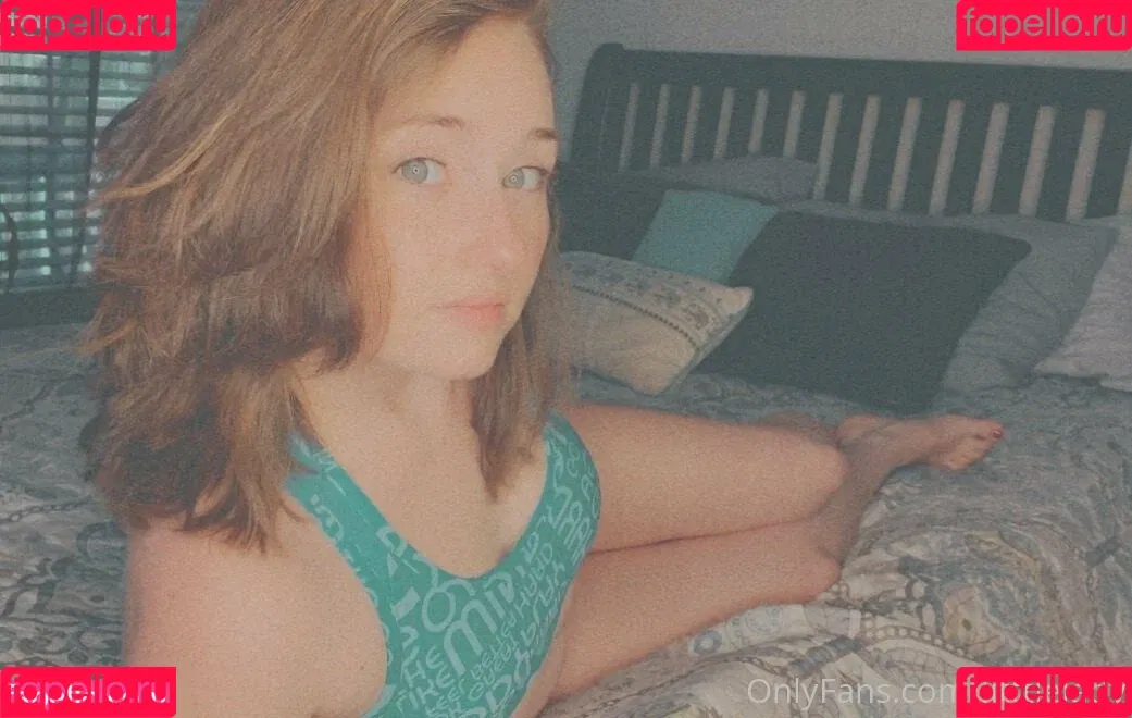 liittleladyfree Onlyfans Photo Gallery 