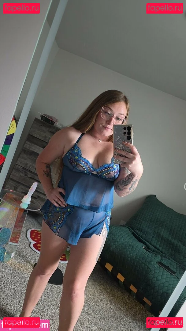 liittleladyfree Onlyfans Photo Gallery 
