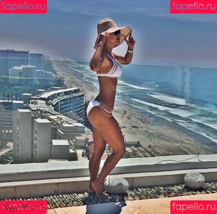 Ninel Conde Onlyfans Photo Gallery 