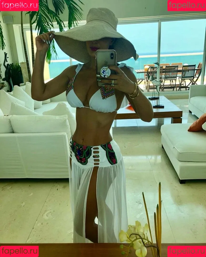 Ninel Conde Onlyfans Photo Gallery 