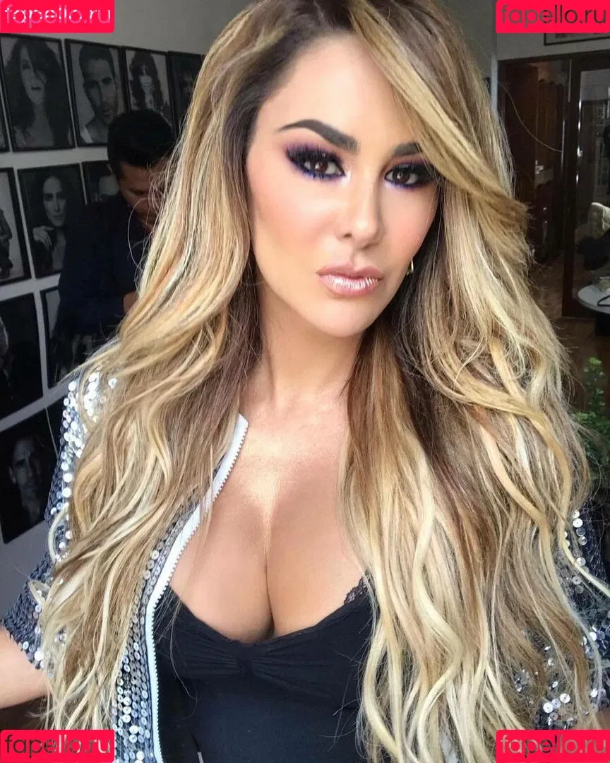 Ninel Conde Onlyfans Photo Gallery 