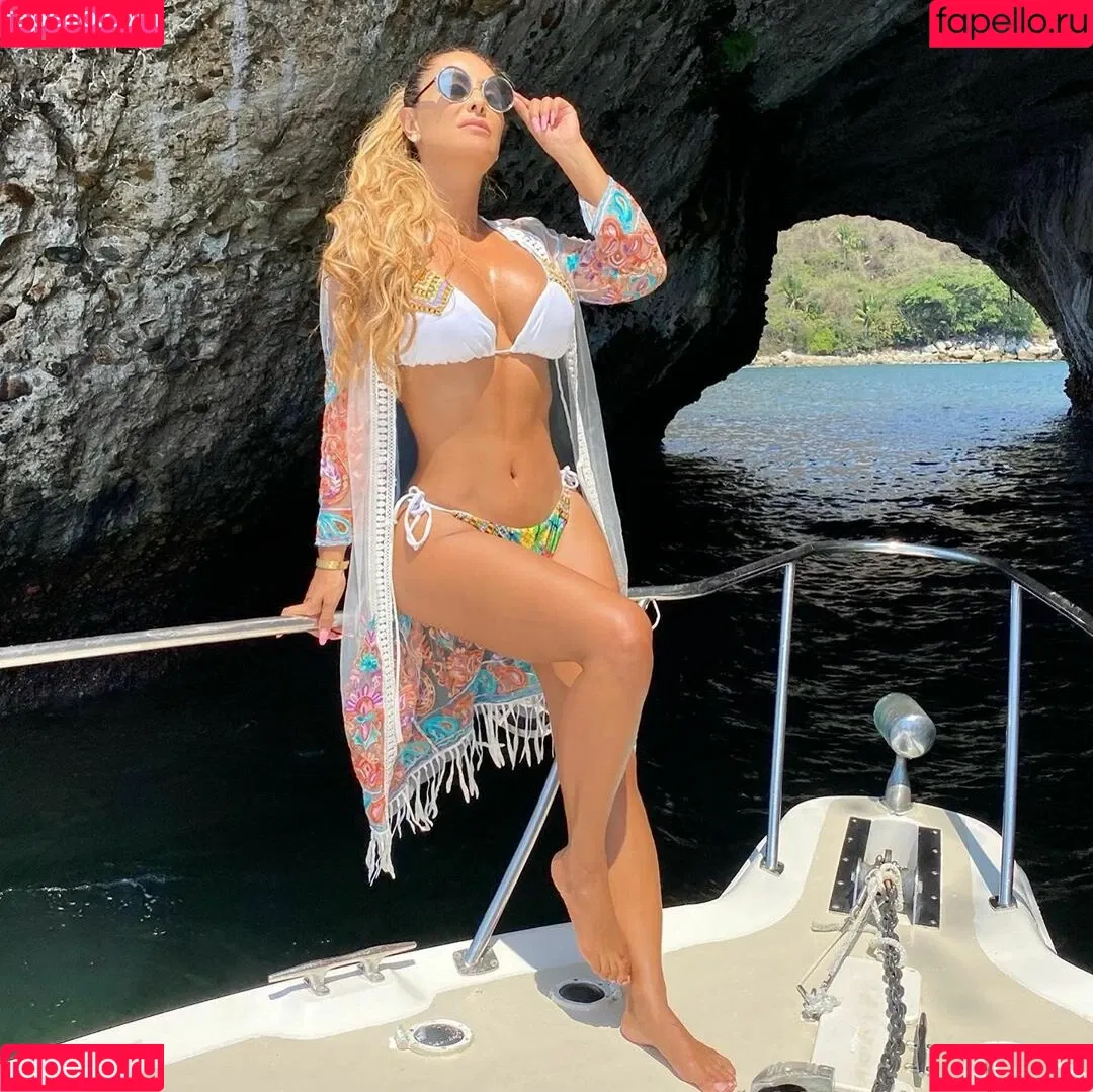 Ninel Conde Onlyfans Photo Gallery 