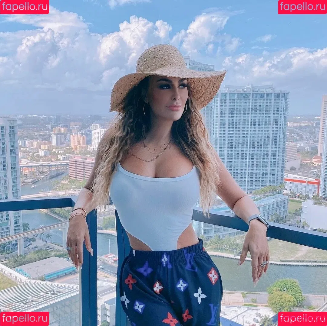 Ninel Conde Onlyfans Photo Gallery 