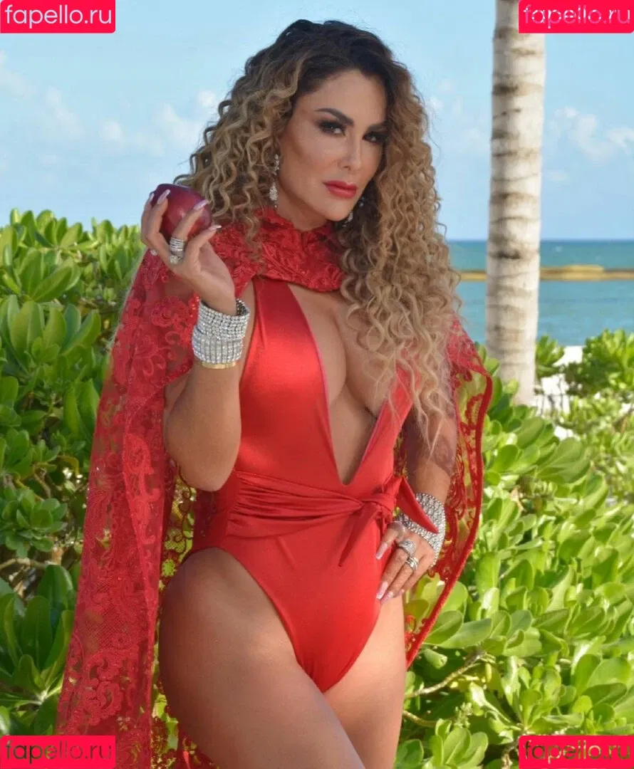 Ninel Conde Onlyfans Photo Gallery 