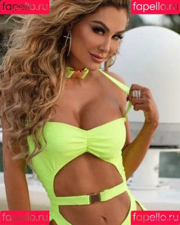 Ninel Conde Onlyfans Photo Gallery 