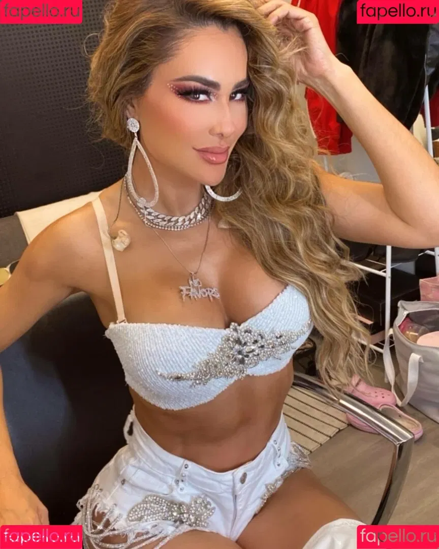 Ninel Conde Onlyfans Photo Gallery 