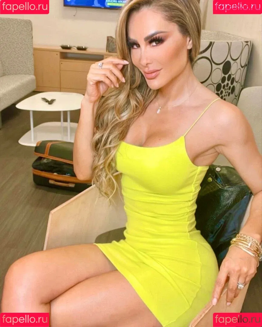 Ninel Conde Onlyfans Photo Gallery 