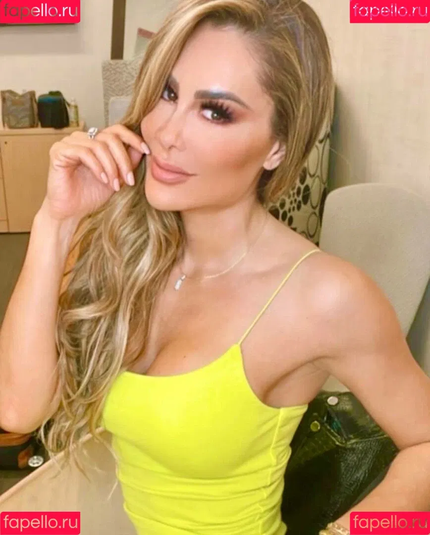 Ninel Conde Onlyfans Photo Gallery 