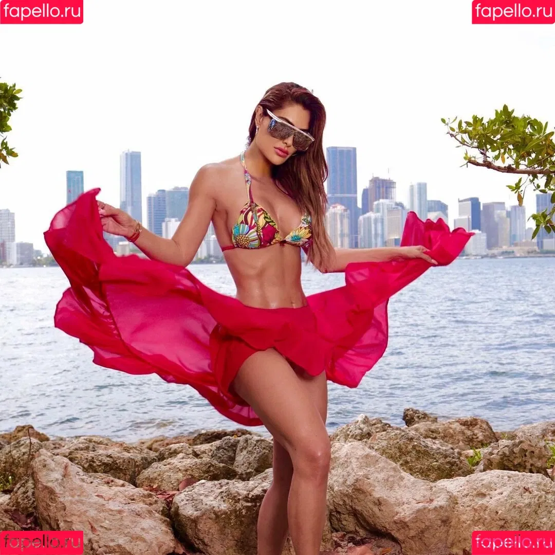 Ninel Conde Onlyfans Photo Gallery 
