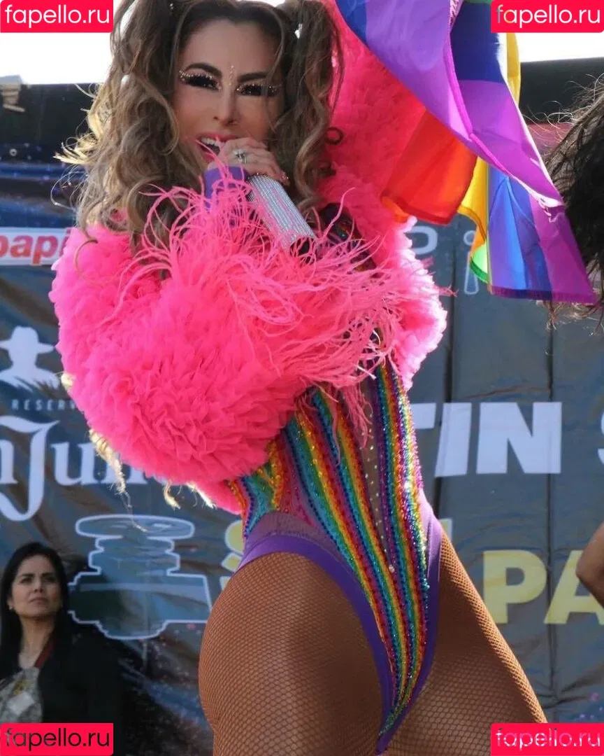 Ninel Conde Onlyfans Photo Gallery 