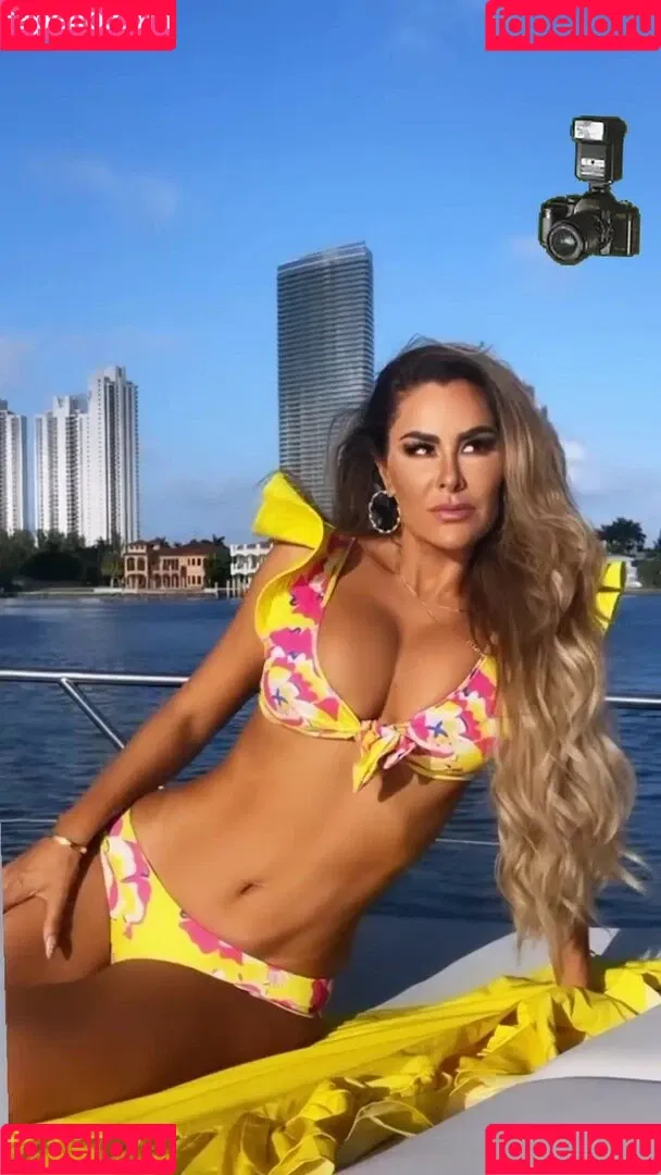 Ninel Conde Onlyfans Photo Gallery 