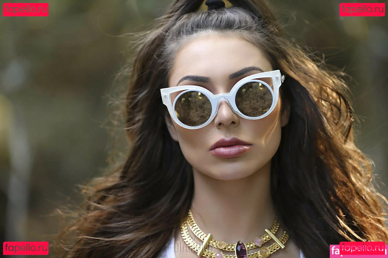 Diamond Brazil Onlyfans Photo Gallery 