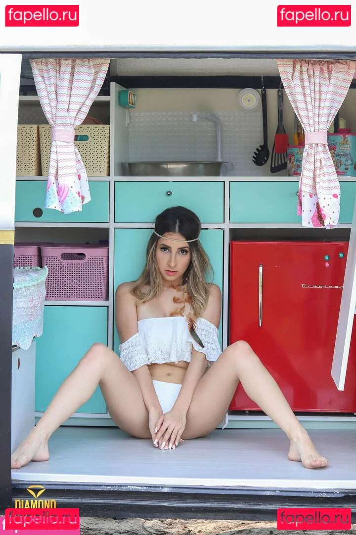 Diamond Brazil Onlyfans Photo Gallery 