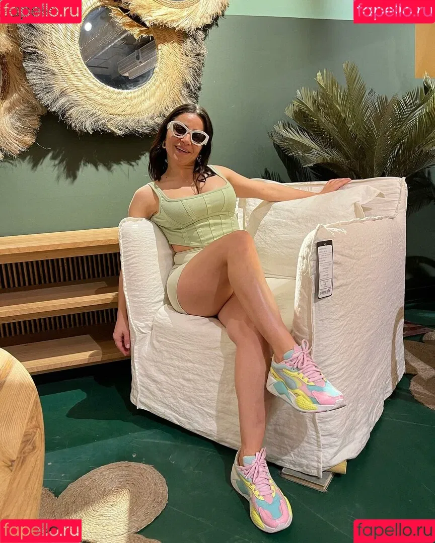 Serpil Cansz Onlyfans Photo Gallery 