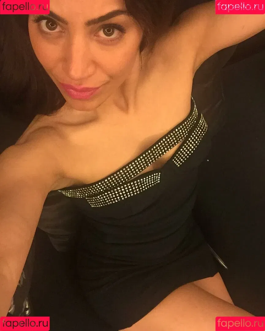 Serpil Cansz Onlyfans Photo Gallery 