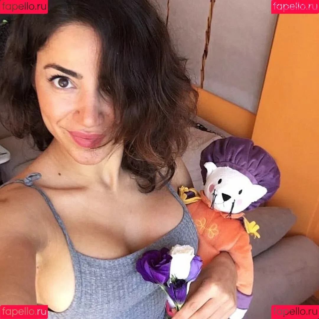 Serpil Cansz Onlyfans Photo Gallery 