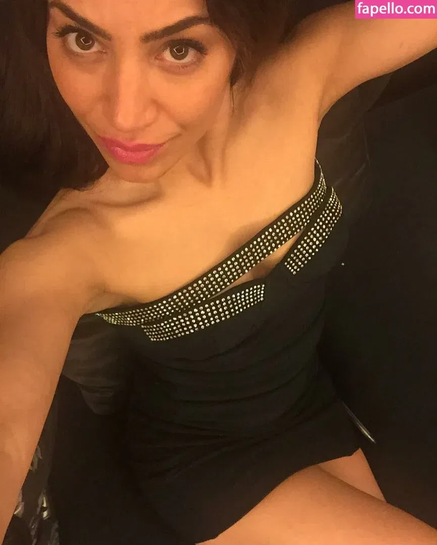 Serpil Cansz Onlyfans Photo Gallery 