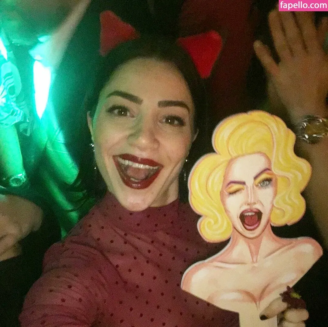 Serpil Cansz Onlyfans Photo Gallery 