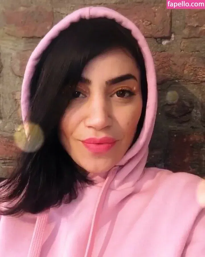 Serpil Cansz Onlyfans Photo Gallery 