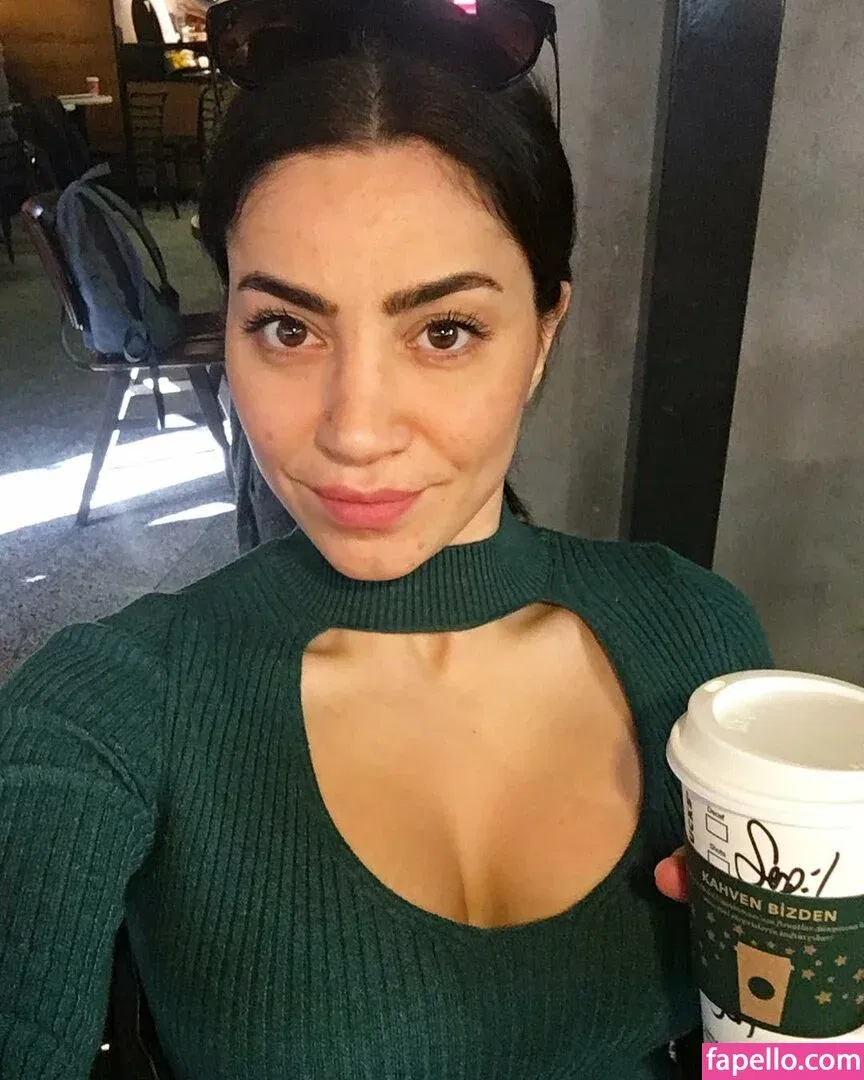 Serpil Cansz Onlyfans Photo Gallery 