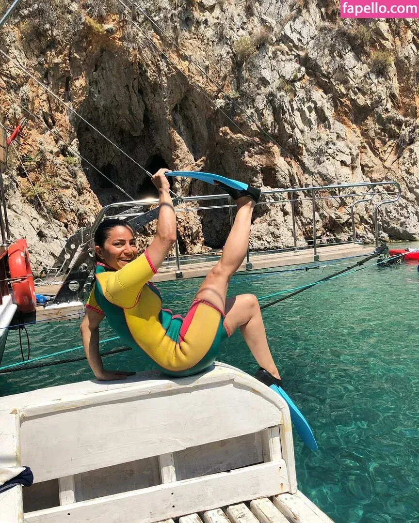 Serpil Cansz Onlyfans Photo Gallery 