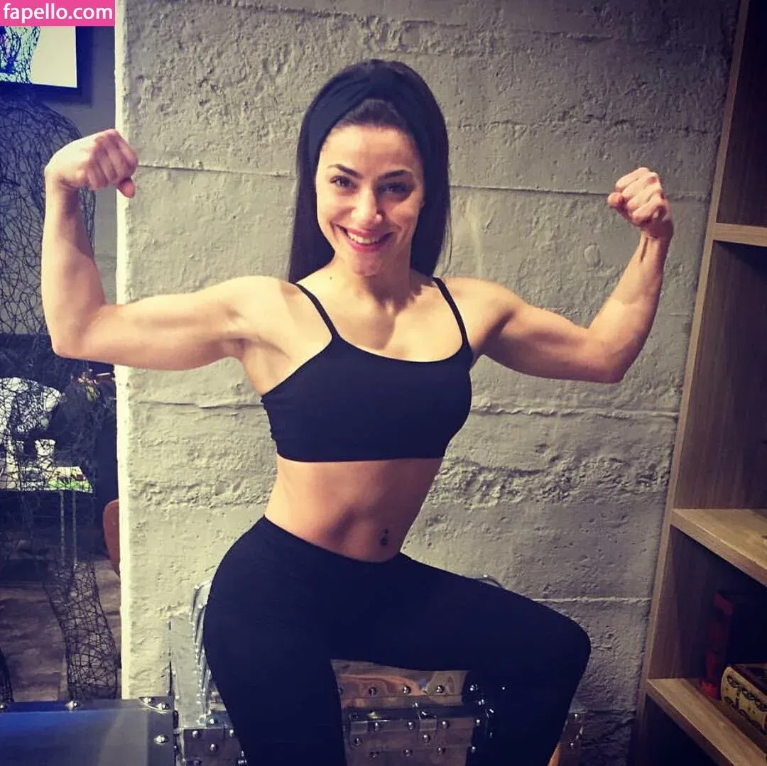 Serpil Cansz Onlyfans Photo Gallery 