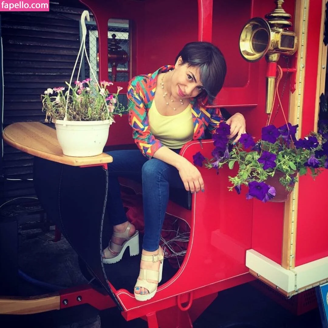 Serpil Cansz Onlyfans Photo Gallery 