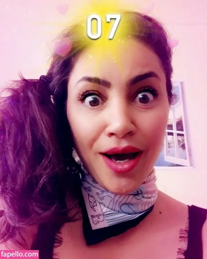 Serpil Cansz Onlyfans Photo Gallery 