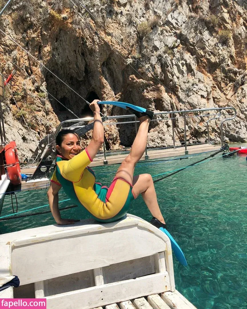 Serpil Cansz Onlyfans Photo Gallery 