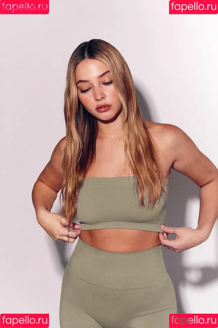 Madelyn Cline Onlyfans Photo Gallery 