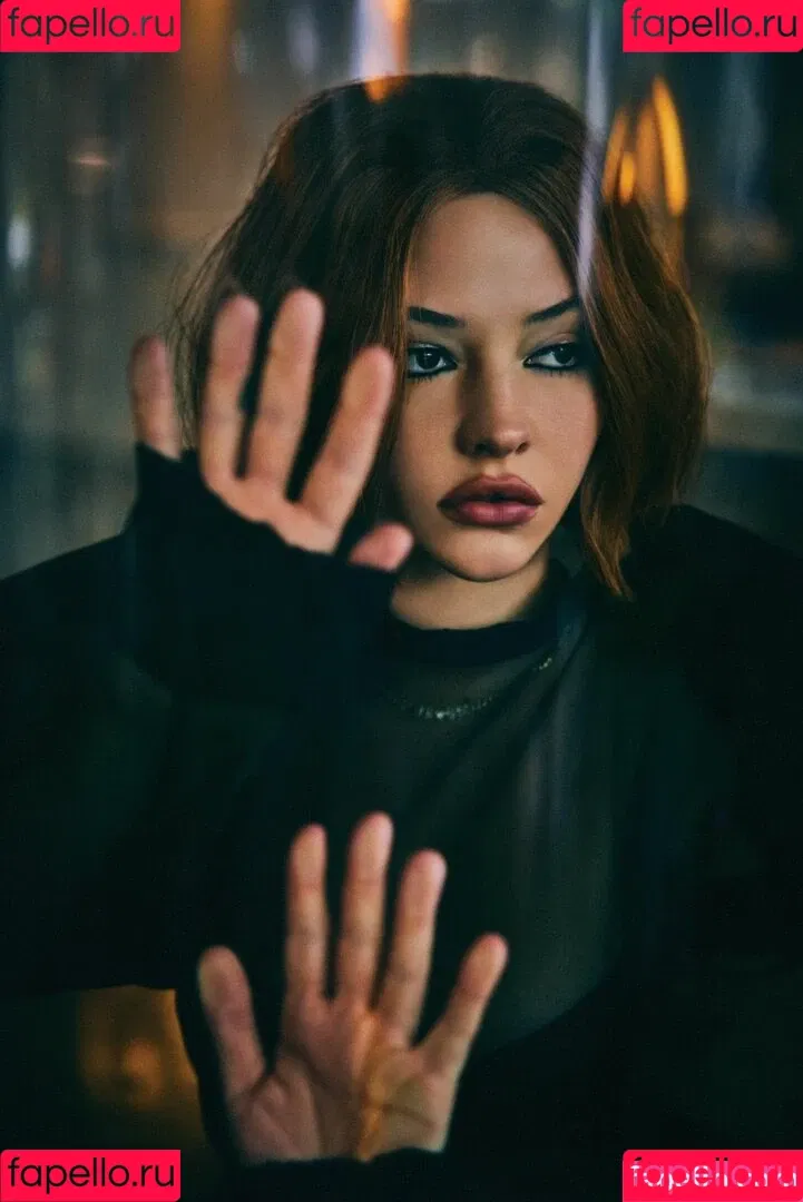 Madelyn Cline Onlyfans Photo Gallery 