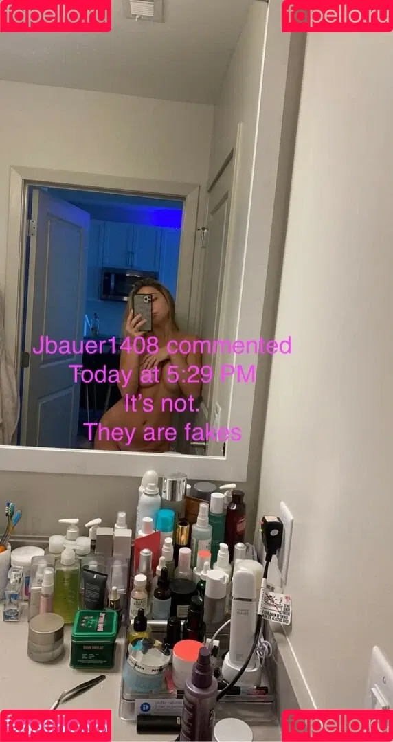Madelyn Cline Onlyfans Photo Gallery 