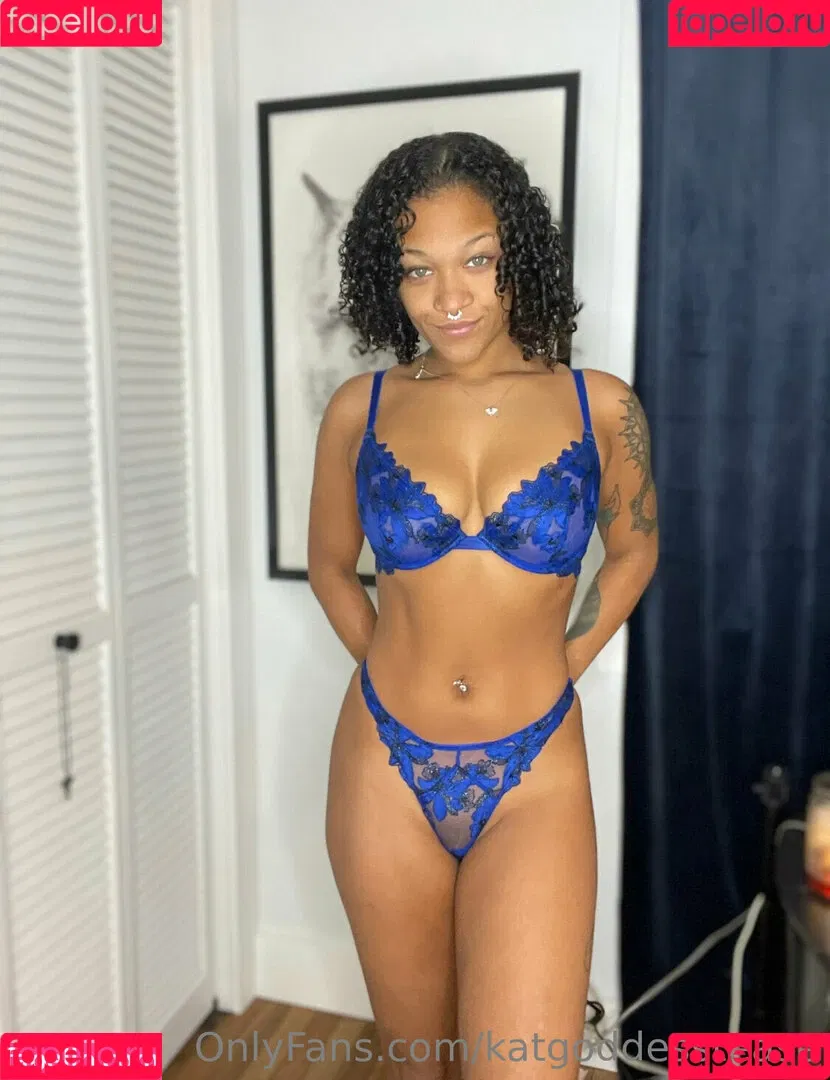katgoddesstease Onlyfans Photo Gallery 