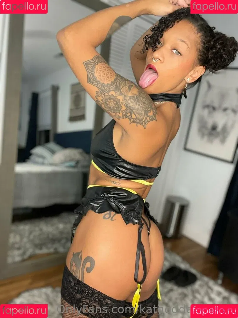 katgoddesstease Onlyfans Photo Gallery 
