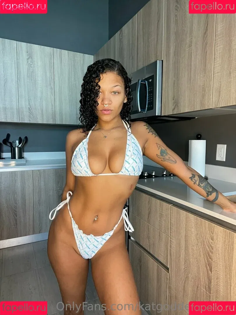 katgoddesstease Onlyfans Photo Gallery 