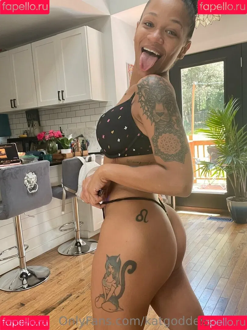 katgoddesstease Onlyfans Photo Gallery 