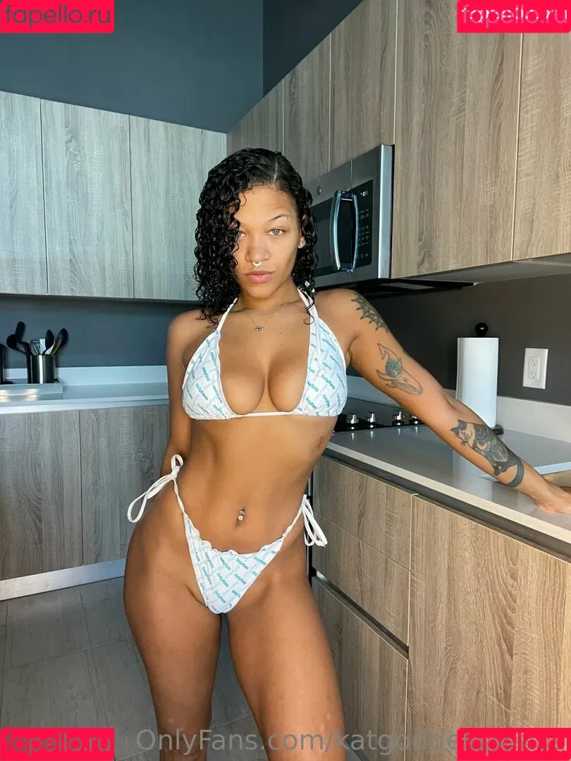 katgoddesstease Onlyfans Photo Gallery 