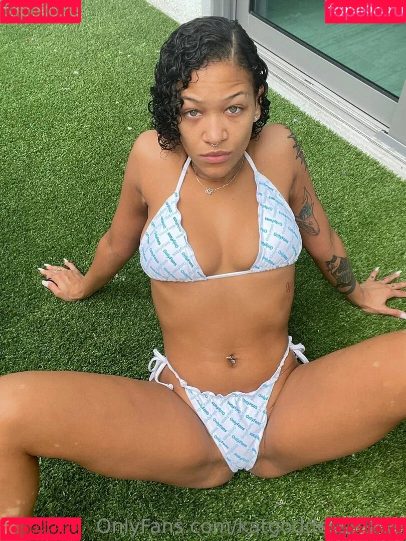 katgoddesstease Onlyfans Photo Gallery 