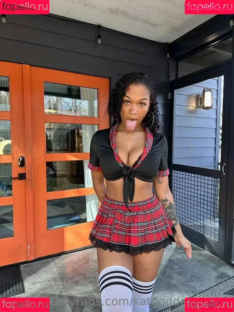 katgoddesstease Onlyfans Photo Gallery 