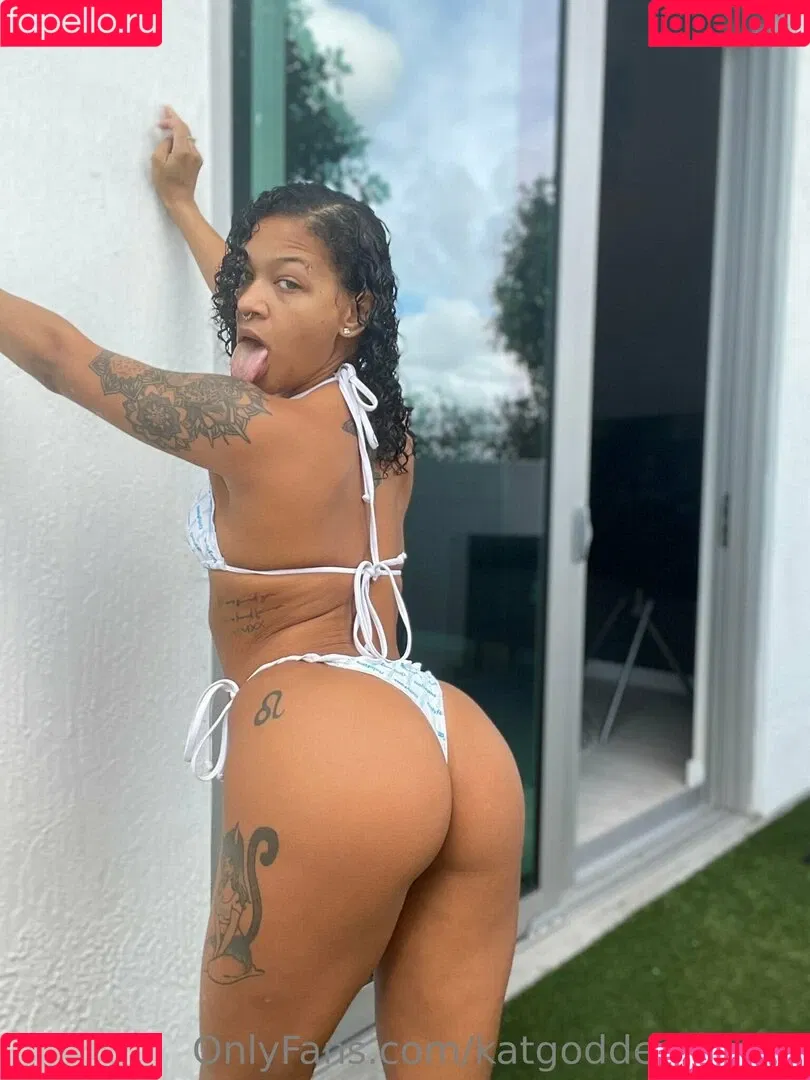 katgoddesstease Onlyfans Photo Gallery 