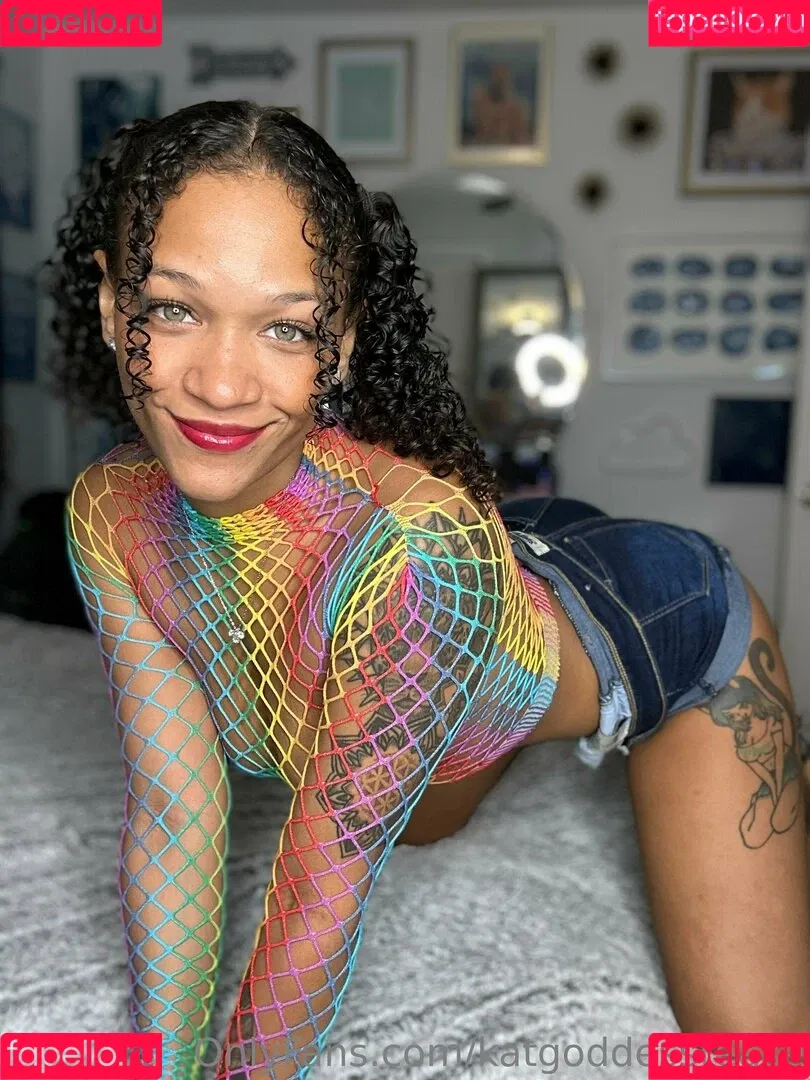 katgoddesstease Onlyfans Photo Gallery 