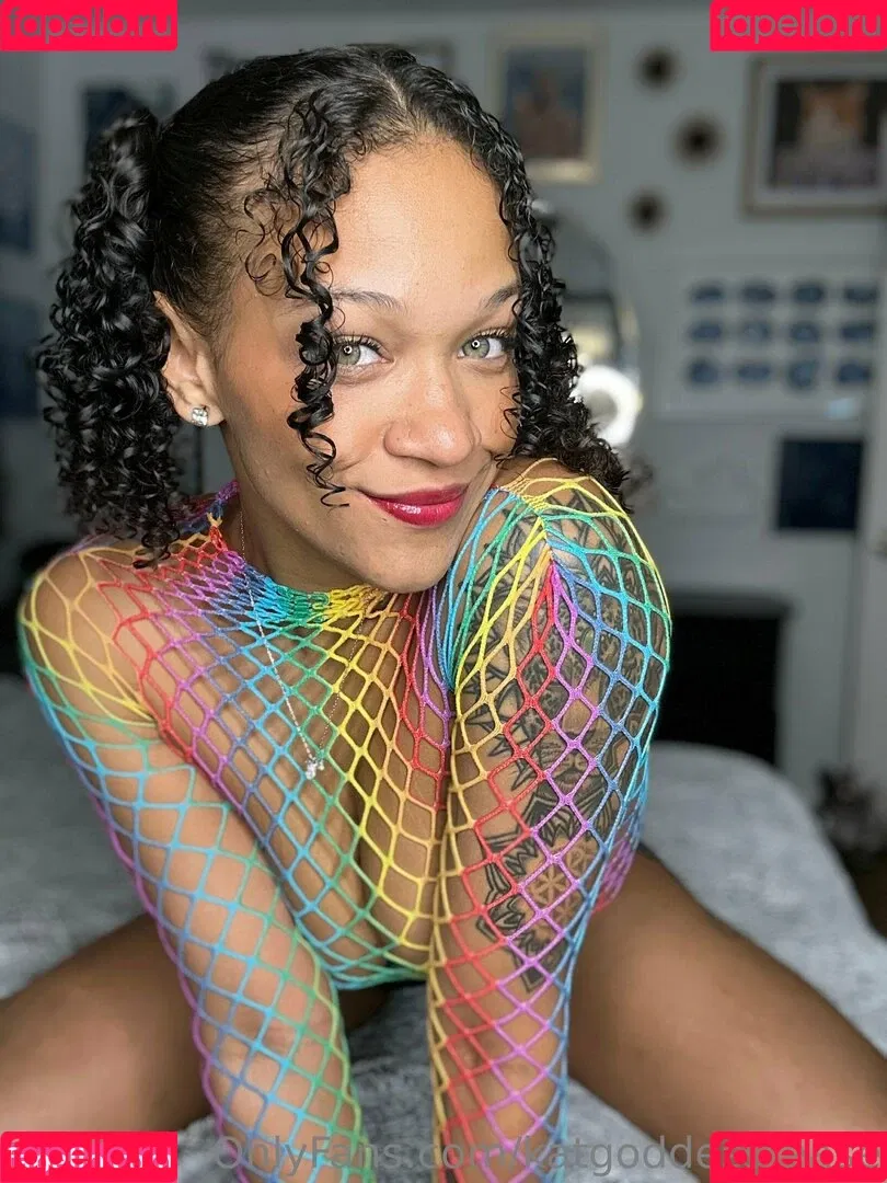 katgoddesstease Onlyfans Photo Gallery 