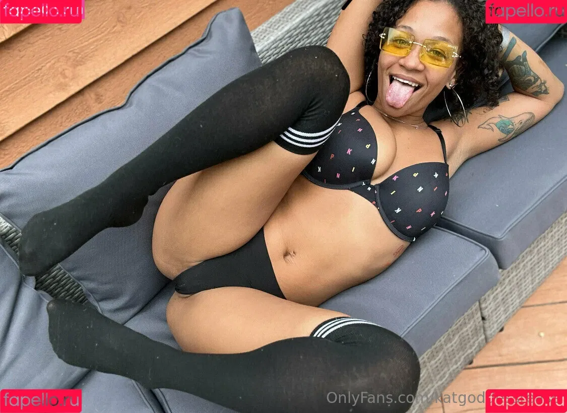 katgoddesstease Onlyfans Photo Gallery 