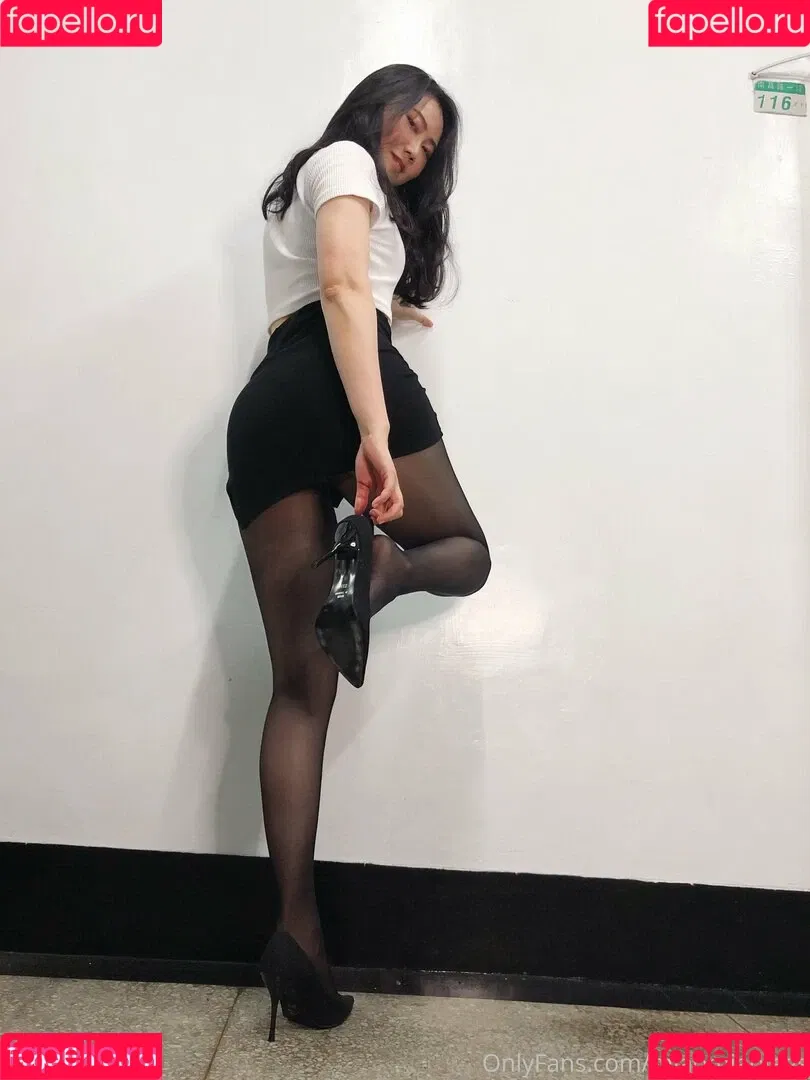 miaomiaolegs Onlyfans Photo Gallery 