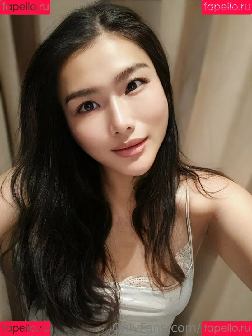 xtinarob Onlyfans Photo Gallery 